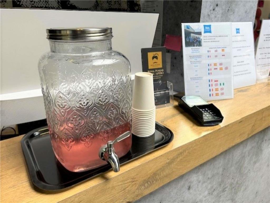 Ibis Budget Nantes Nord Saint Herblain Servicios foto